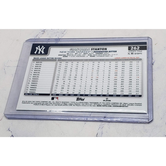 2025 Topps Series 1 Giancarlo Stanton SP Palm Tree foil Border - Picture 4 of 4